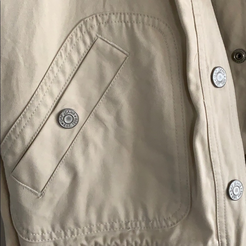 Cream colored GAP jacket - Picture 5 of 5